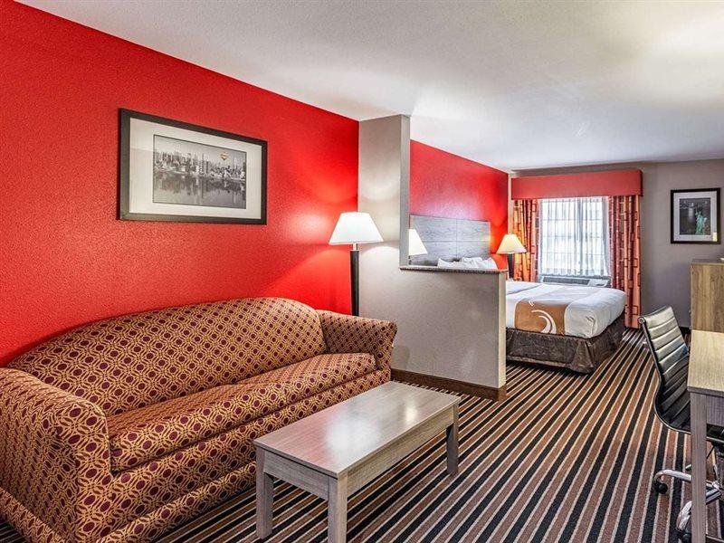 Quality Suites I-44 Tulsa Buitenkant foto