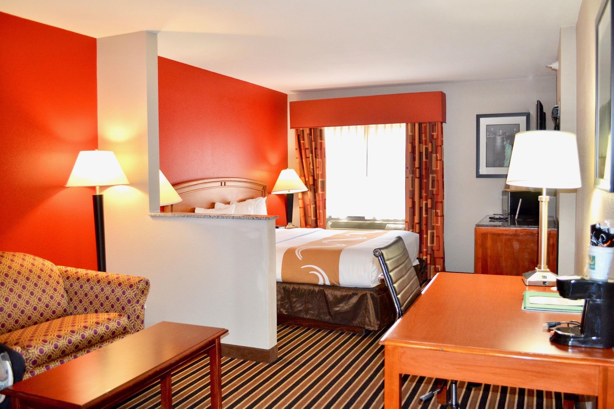 Quality Suites I-44 Tulsa Buitenkant foto