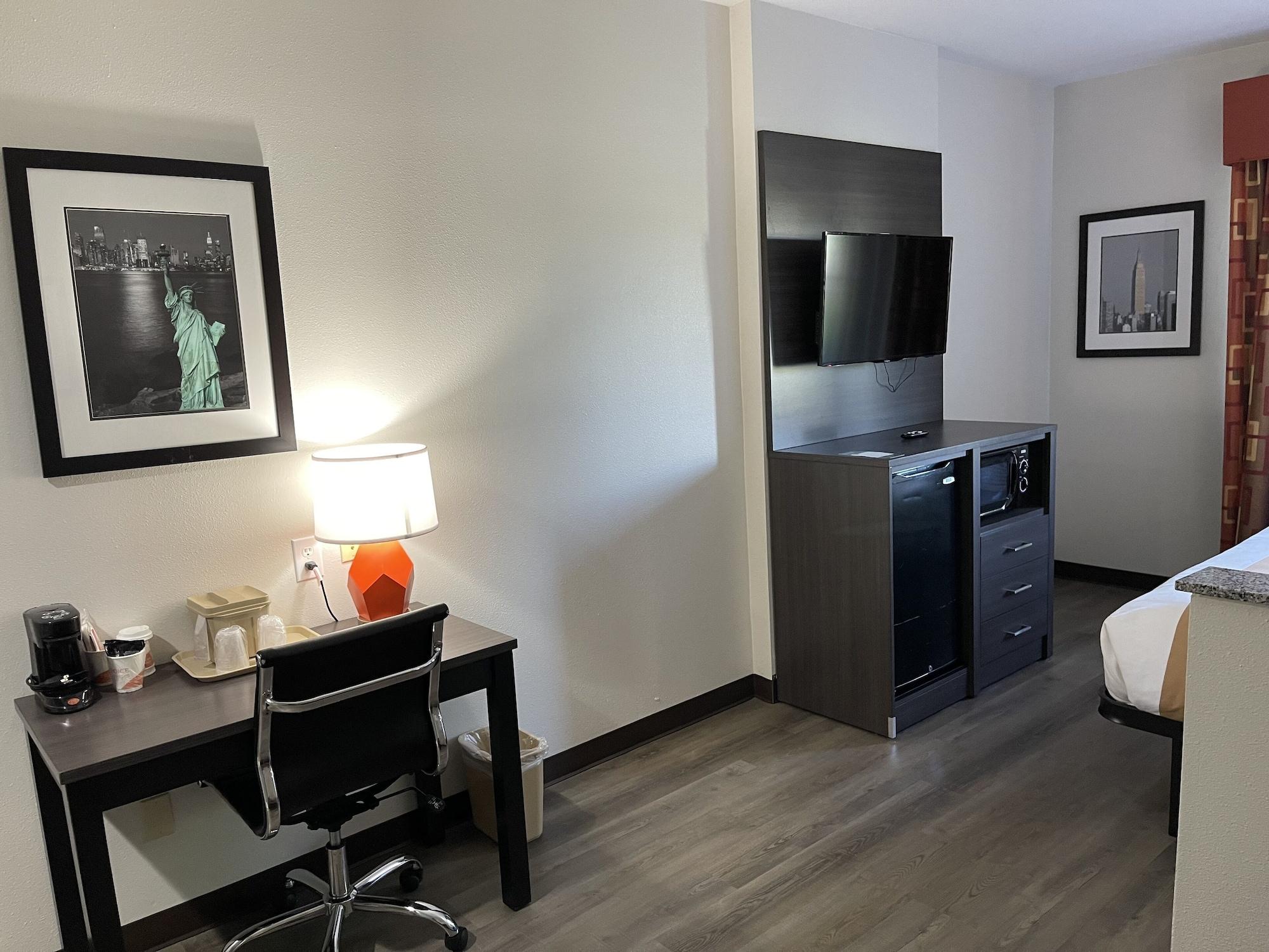 Quality Suites I-44 Tulsa Buitenkant foto